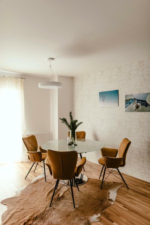 Luxury Apartments Zelny Trh 4 Брно Экстерьер фото